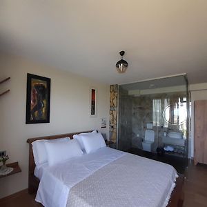 Camera con letto queen size